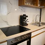 Center Belvarosi Kis Lakas, Csendes Udvarral Apartman *