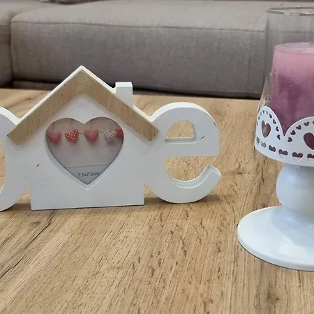 Center Belvarosi Kis Lakas, Csendes Udvarral 에스테르곰